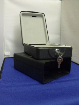 Portable safe box